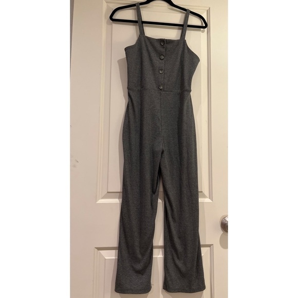 Walking On Sunshine Pants - Walking ON SUNSHINE SLEEVELESS BUTTON FRONT GRAY JUMPSUIT - SIZE XL